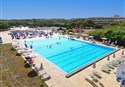 foto bazen hotela Mimose Beach Village v Badesi na talianskom ostrove Sardinia
