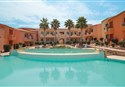 foto bazen hotela Red Sun Village v Canneddi - Isola Rossa na talianskom ostrove Sardinia