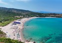 foto plaz La Marinedda v blizkosti hotela Red Sun Village v Canneddi - Isola Rossa na talianskom ostrove Sardinia