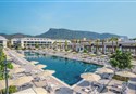 foto pohlad na bazen areal hoteloveho komplexu Swandor Hotels & Resort v stredisku Kemer v Turecku