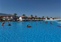 foto Bazen s umelymi vlnami rezortu White Olive Marine Aquapark na gréckom ostrove Kos