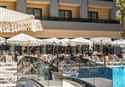 foto terasa hotela Fafa Sun v Durresi v Albansku